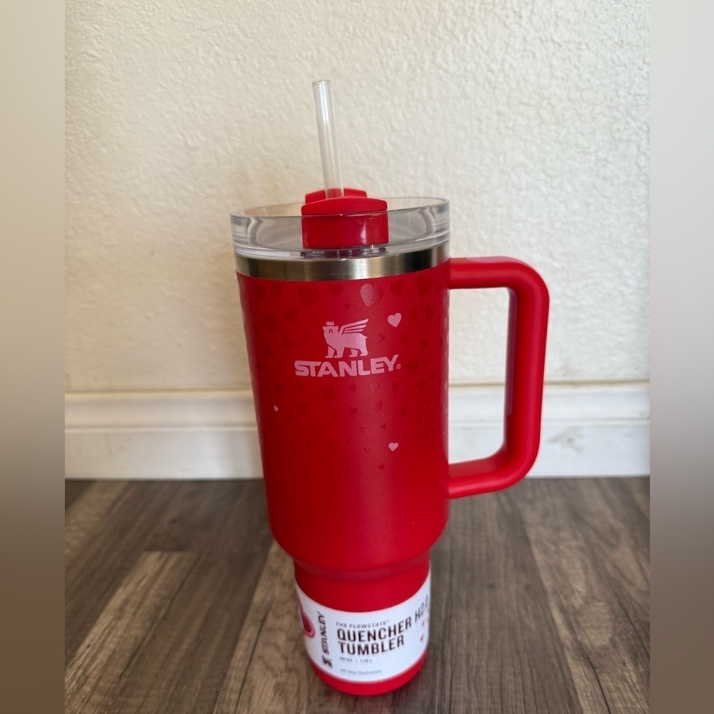 Stanley Valentine’s Day 2025 Sweet Hearts 40oz Tumbler Red Ruby AUTHENTIC TARGET - Picture 1 of 8